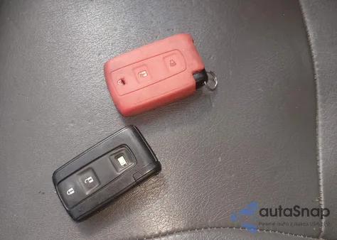 2006 Toyota Prius z USA, uszkodzony, nr VIN JTDKB20U963148527